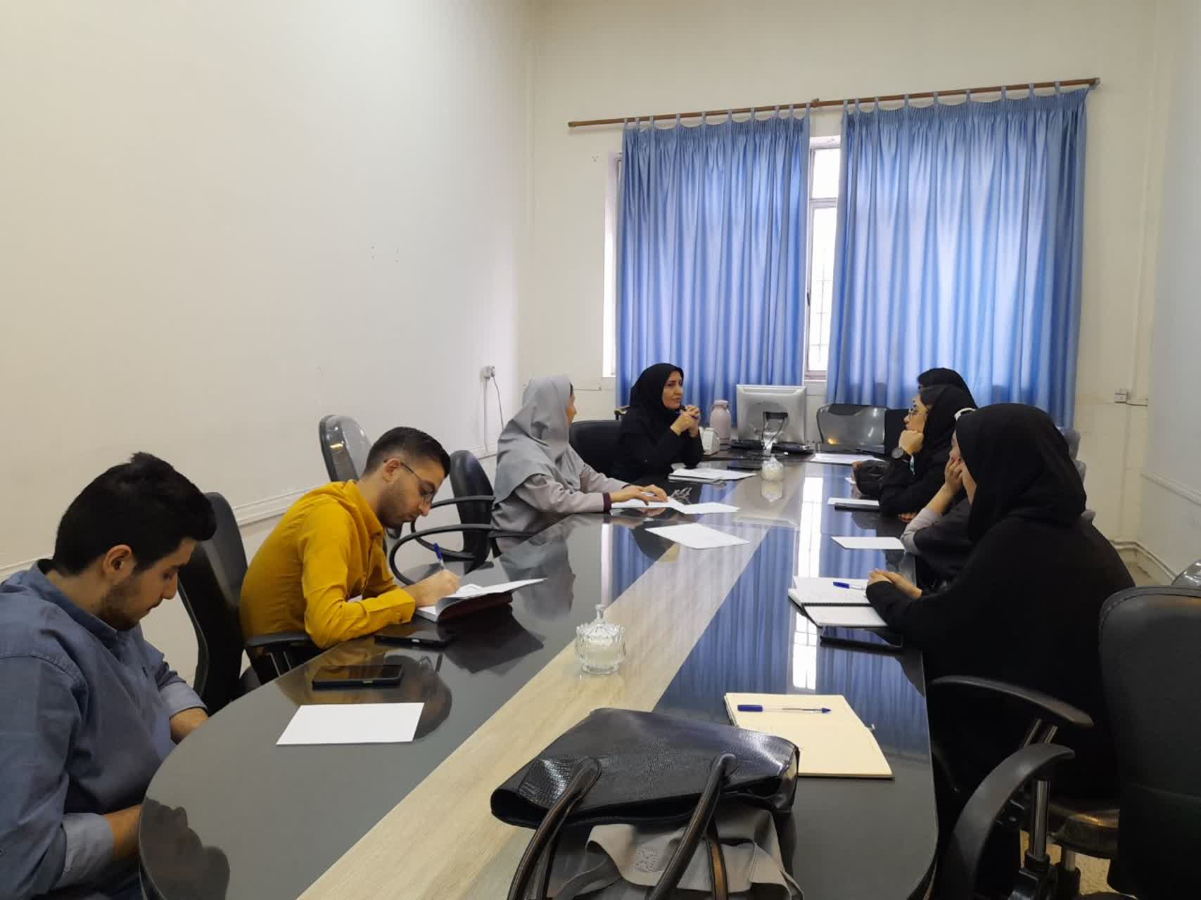 جلسه سردبیران