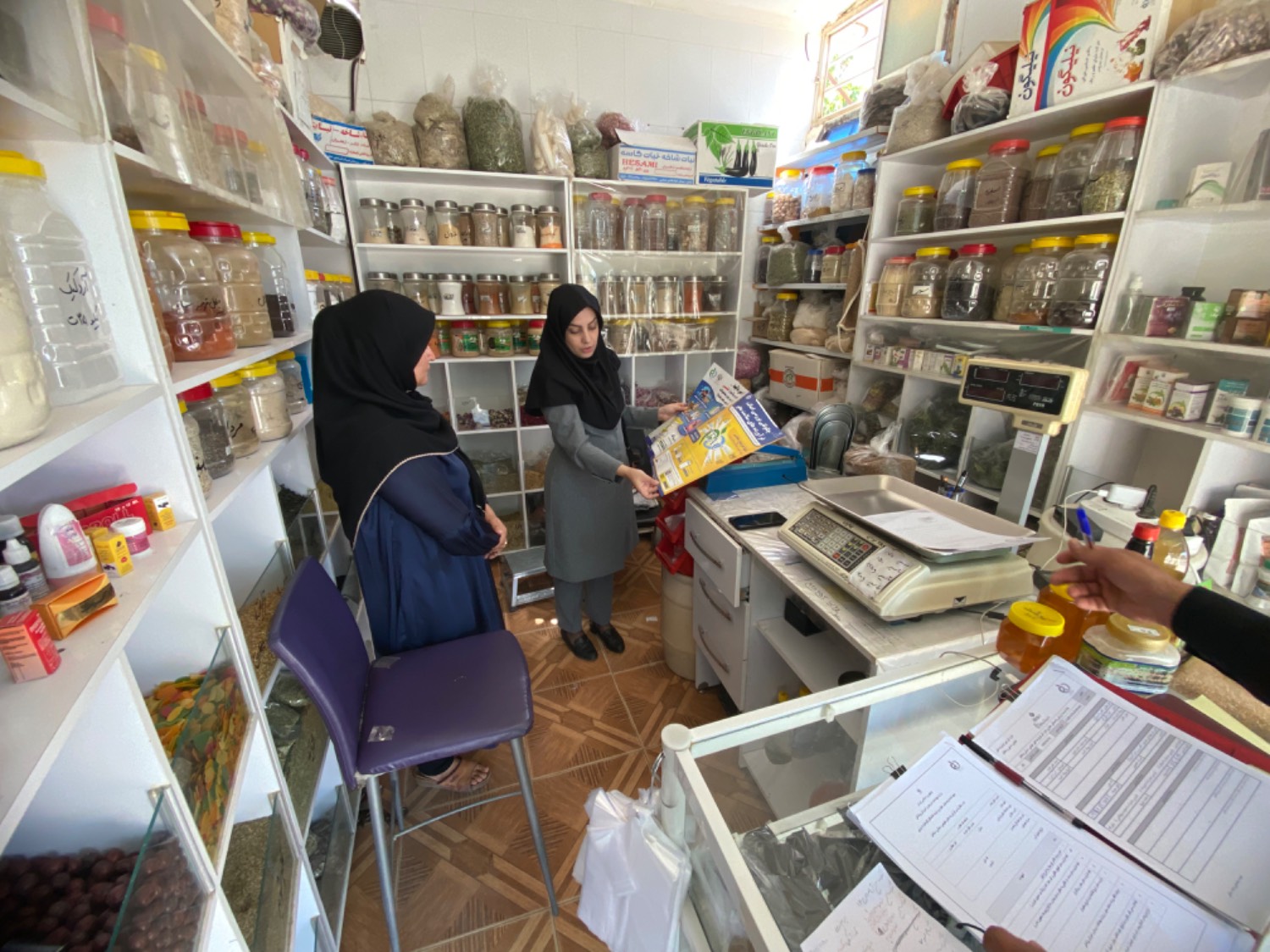 طرح آموزش برچسب اصالت کالا 2